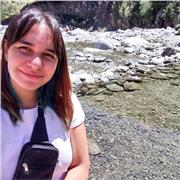 Profesora de inglés para jóvenes de nivel inicial